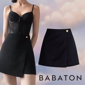 🖤 Babaton Aritzia Black Slit Skirt
